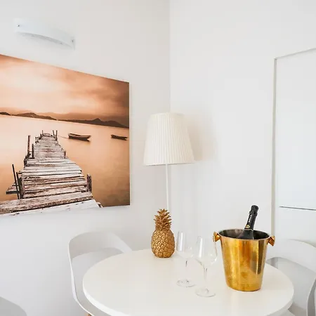 Guesthost - Baglioni Apartment *